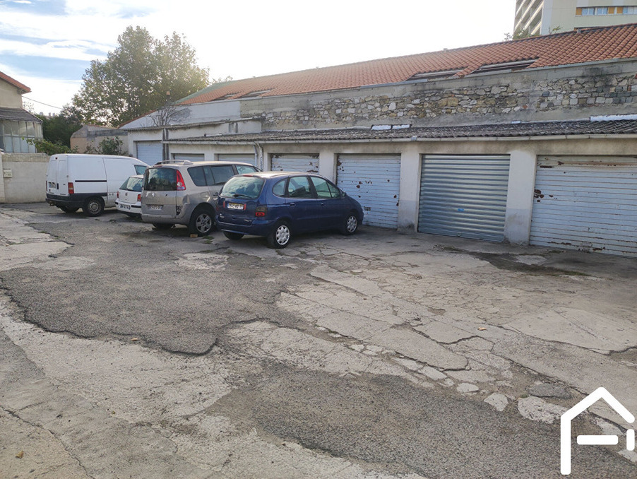 Photo vente parking bouches du rhone marseille image 2/3