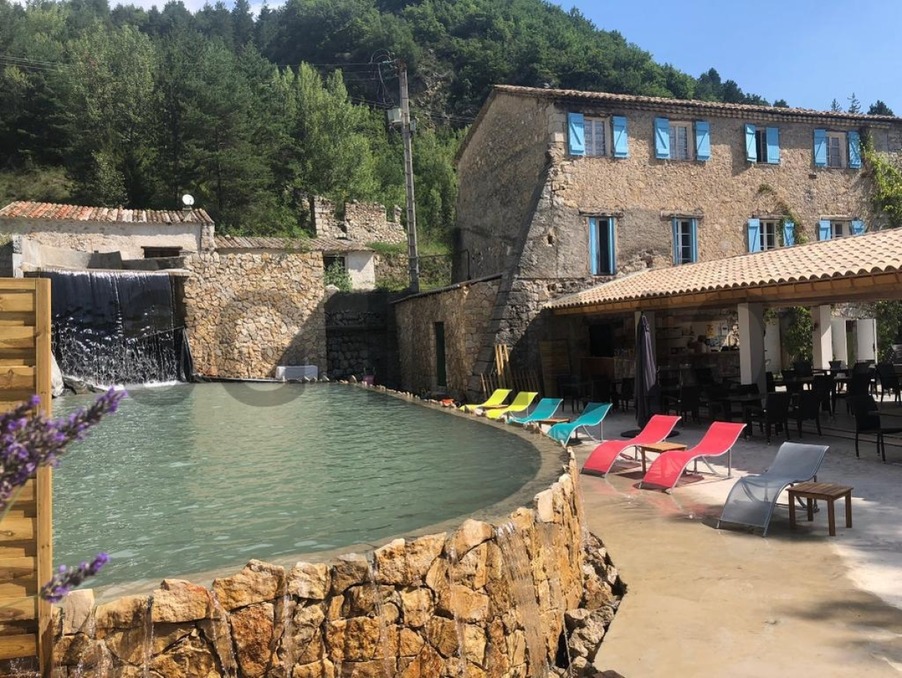 vente hotel alpes de haute provence castellane