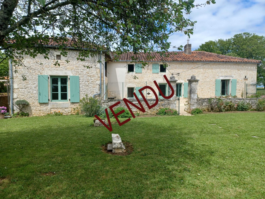 Photo vente maison charente mansle image 1/4