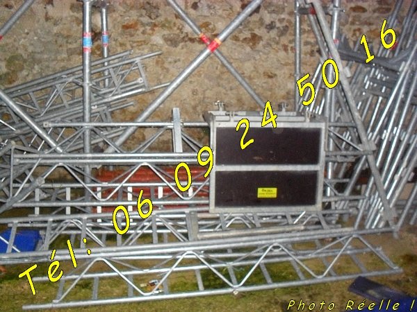 Photo Location monte mat?riaux Charge tuiles 150kg image 1/1