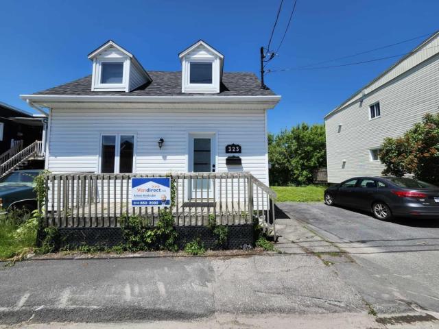 *** Maison bien entretenue et abordable à Valleyfield *** (Quebec)