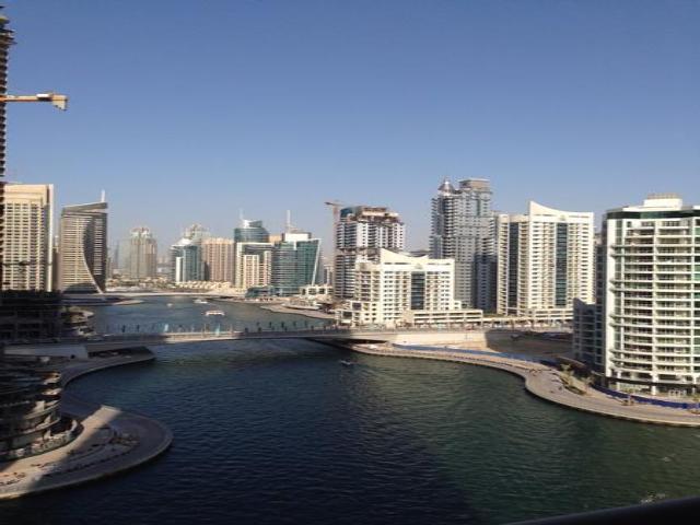 1 chambre entièrement meublé à Dubai Marina- Bay Central Center