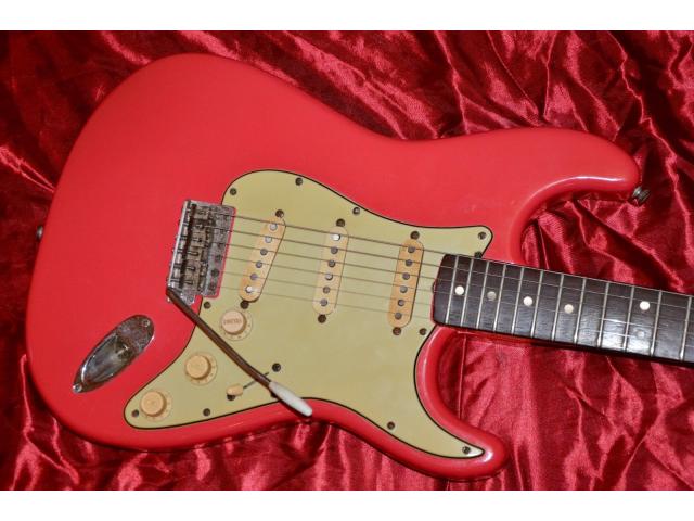 Photo 1965 Fender Stratocaster image 1/4