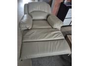 Annonce 2 fauteuils cuir 1 relax