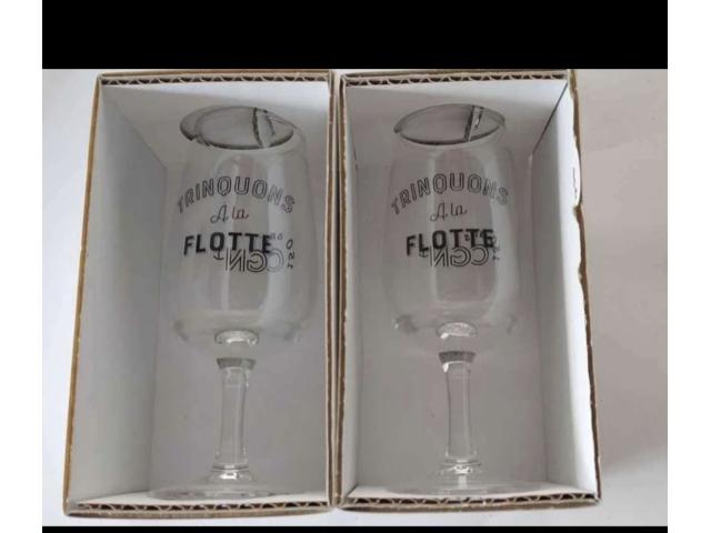 2 verres à vin blanc "Trinquons à la flotte" CGN Neufs