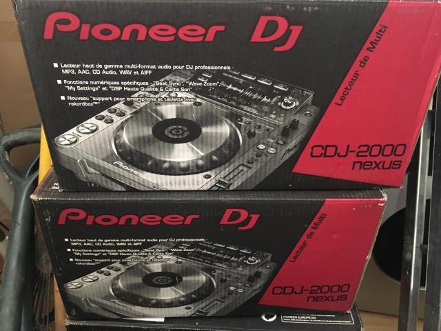2 x Pioneer CDJ2000 Nexus DJM 900 mélangeur RMX1000-M Remix Station Limited Ed