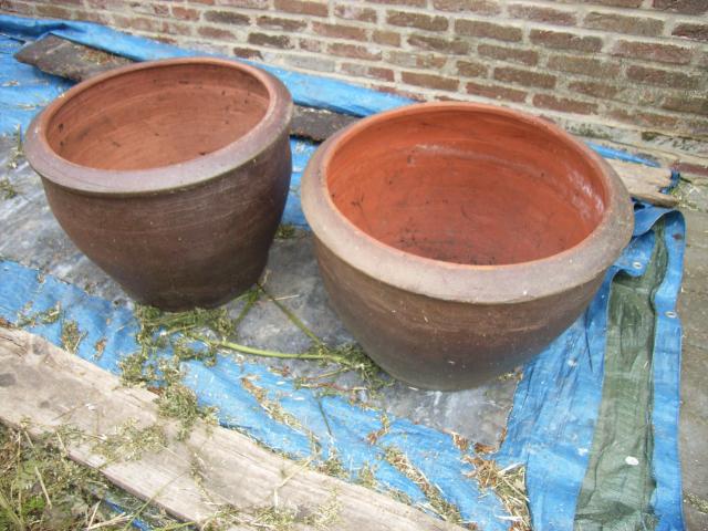 3 grands pots pour plantes