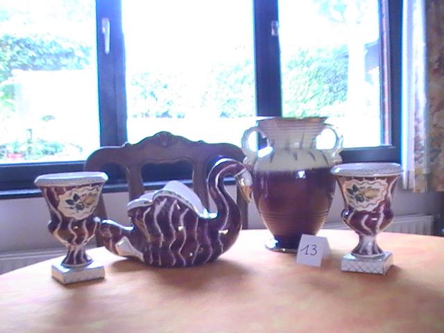Photo 3 vases anciens et 1 vasque ancienne pour plantes,rétro,vintage image 1/1