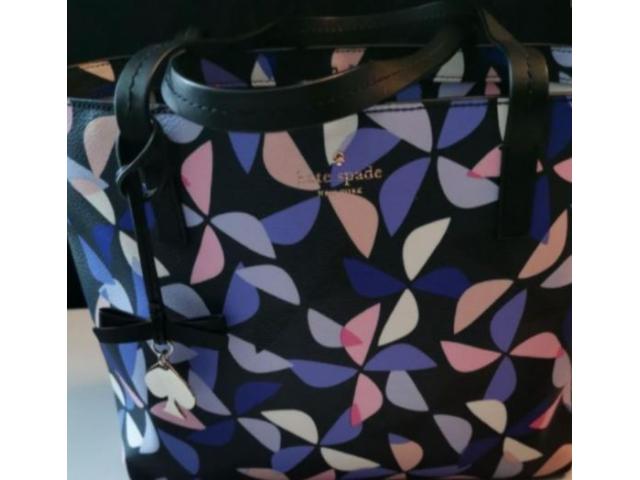 60€ SAC FOURRE TOUT KATE SPADE