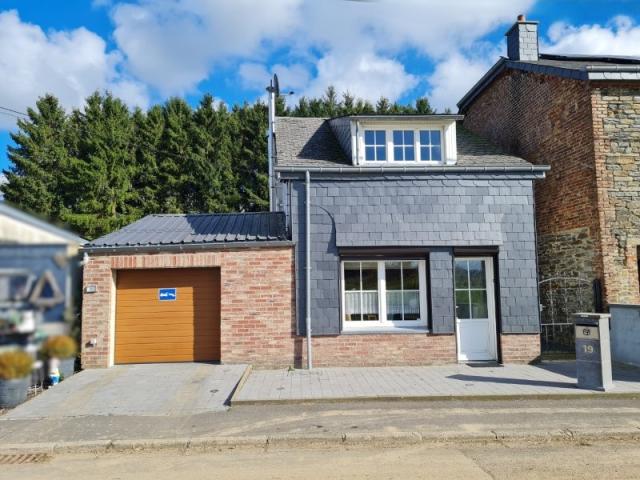 6850 Offagne : charmante maison, garage, jardin, bois, 15a 60ca.