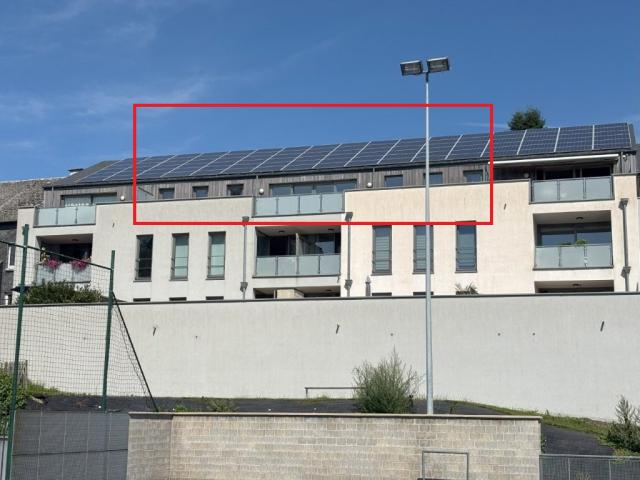 6880 Bertrix : bel appartement, grande terrasse, 2ch, garage.