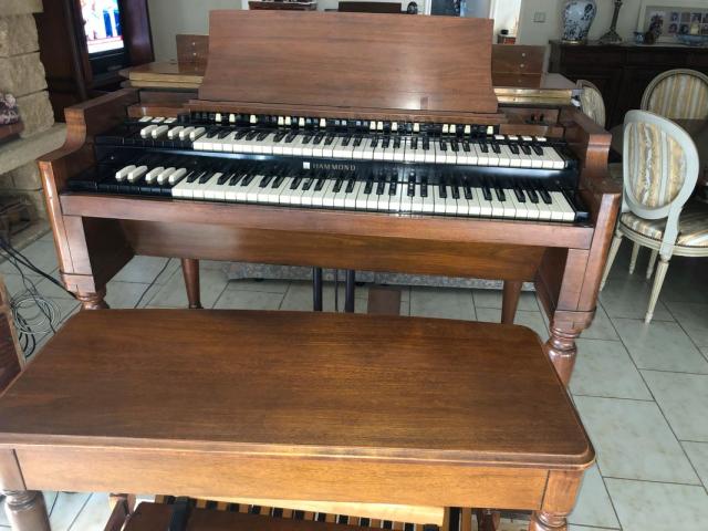A donner urgent Orgue Hammond B3/Leslie