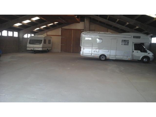 A louer emplacement pour caravane, Van ou Camping Car