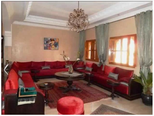 A LOUER MAGNIFIQUE VILLA ENTIÈREMENT MEUBLÉE
