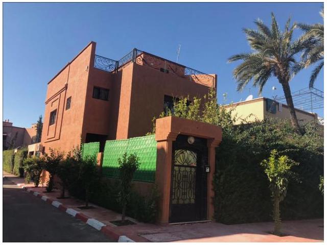 à louer villa de 7ch vc jardin à sidi abbad
