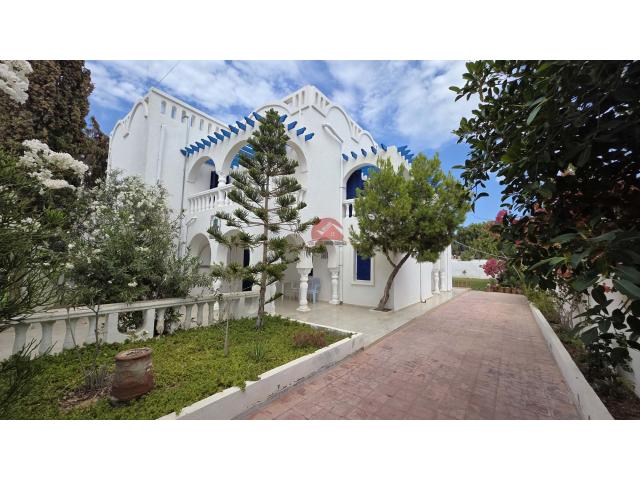A VENDRE POUR INVESTISSEMENT LOCATIF À DJERBA ZT - RÉF V720