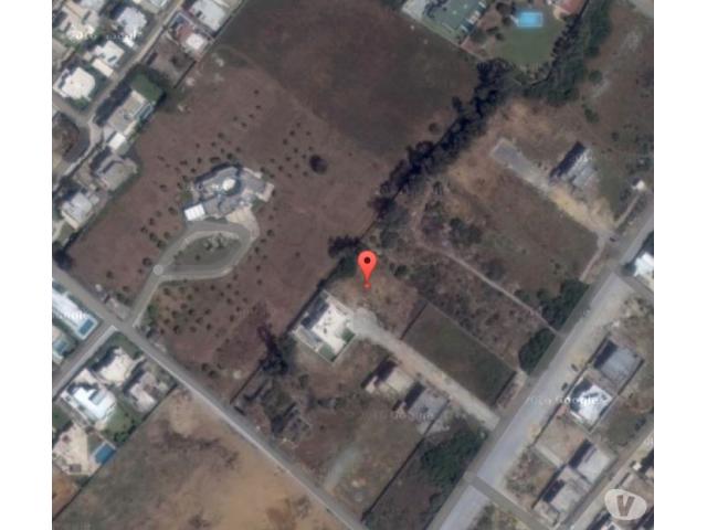 Photo à vendre terrain viabilisé 812m2 la Soukra Chotrana2 image 1/1