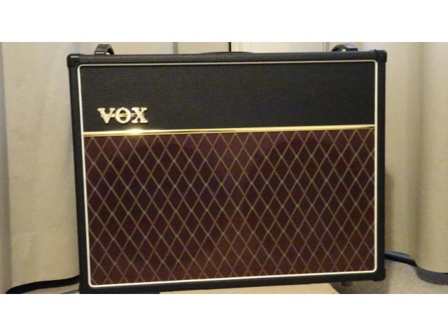 A vendre VOX AC30C2X
