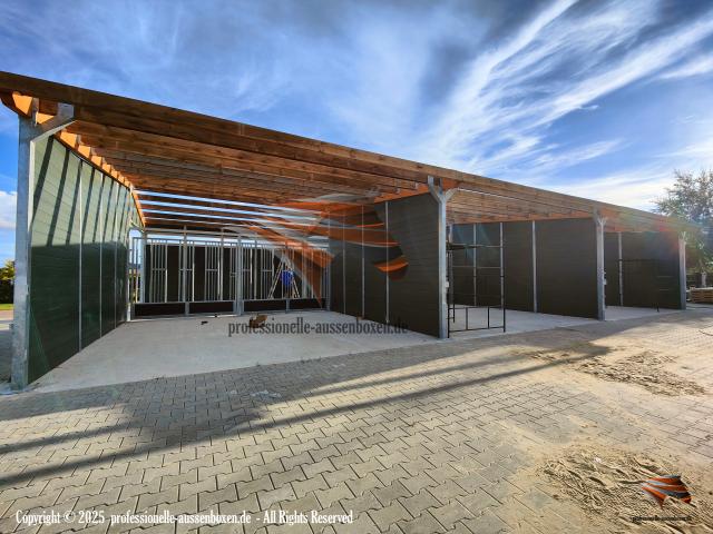 Abris pour chevaux & structures de prairie | Abris extérieurs