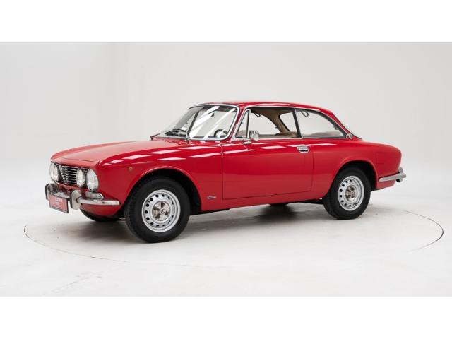 Alfa Romeo 2000 GT Veloce '74 CH23344