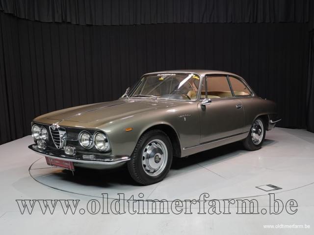 Alfa Romeo 2000 Sprint '61 CH6543