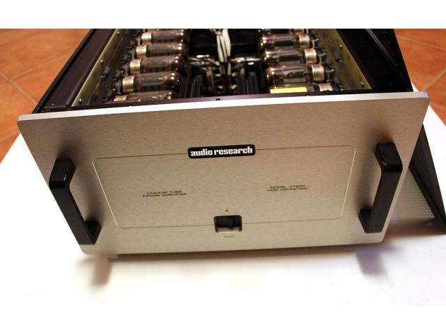 Photo Amplificateur Audio Research VT 200 image 1/3