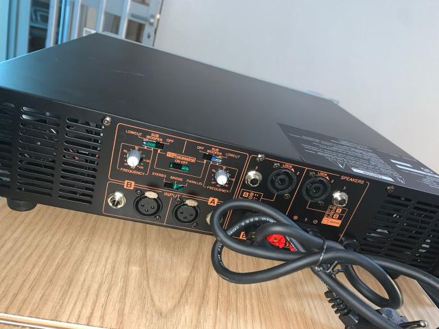 AMPLIFICATEUR YAMAHA A VENDRE