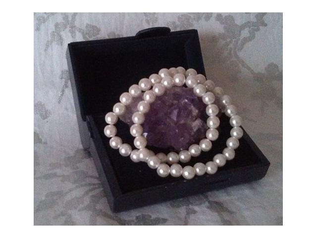 Ancien Collier Vintage et intemporel  en perles naturelles, pour Femme.