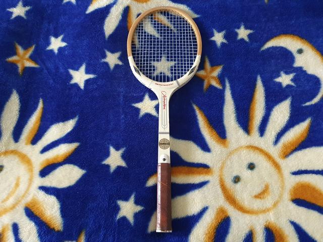 Photo ancienne raquette de tennis vintage année 80 snauwaert image 1/6