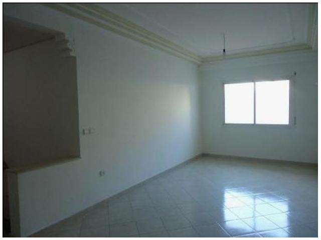 Appart prof 100 m2 à Casa Route d'el jadida