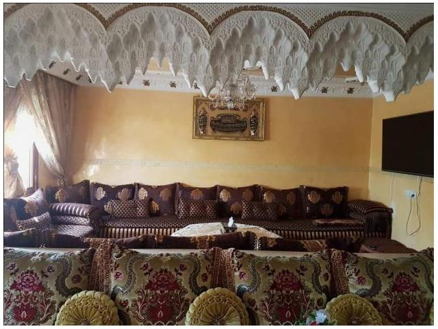 appartement 140 m2  a coté de la gare salé
