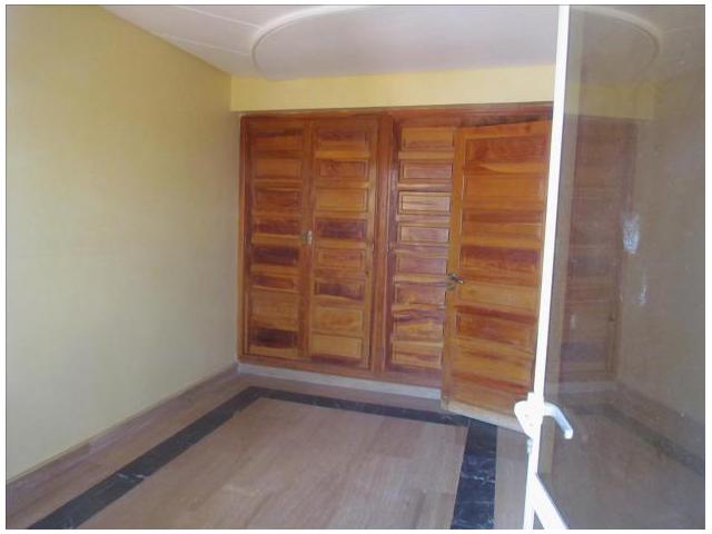 appartement 72 M en location quartier al ghol