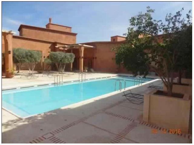 APPARTEMENT À LOUER MEUBLÉ DE 166 M²
