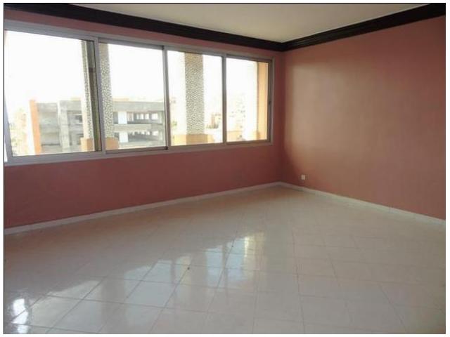 Appartement à usage bureau bien situé