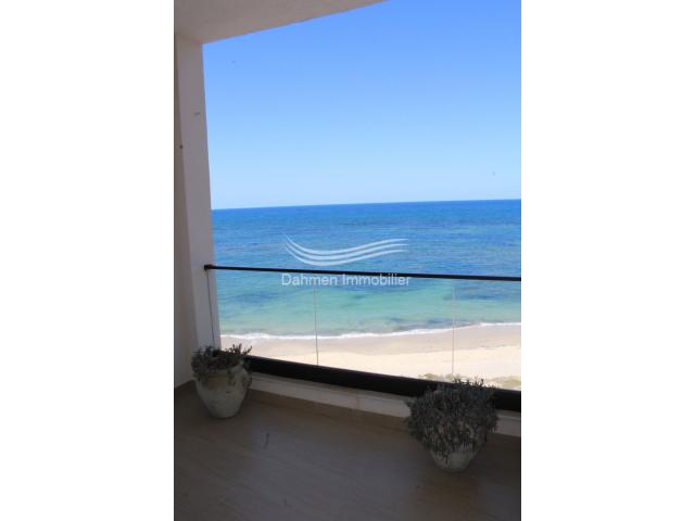 Appartement avec terrasse en bord de mer à Sousse