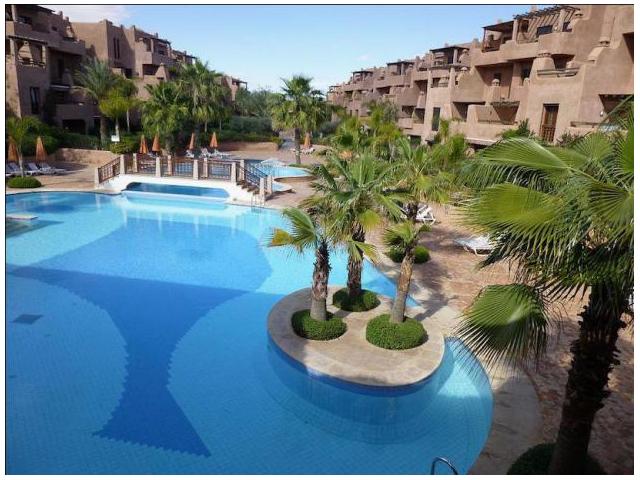 Appartement avec terrasse et piscine à Agdal