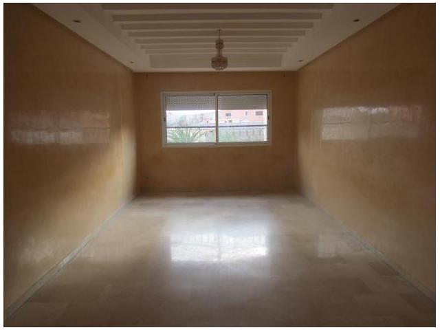 Appartement de 76 m   a coté de AMOUD