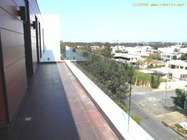 Appartement de lux avec terrasse en location à Rabat Souissi
