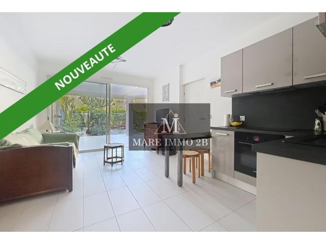 Appartement de type T2 bis avec terrasse et jardin