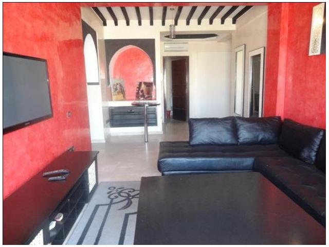 Appartement moderne bien meublé avec piscine