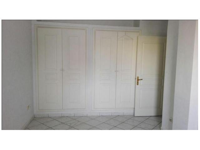 appartement vide de 100 m2 maarif