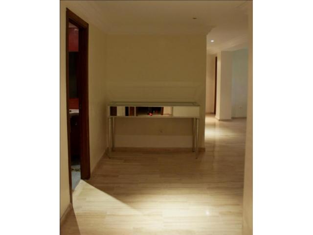 Apt neuf 3ch meublé avec jardin et piscine