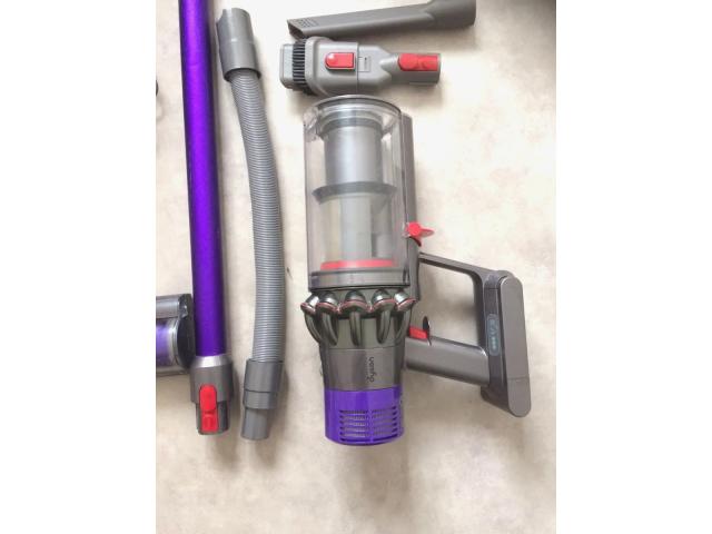 Aspirateur Dyson V10