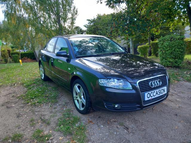 Audi a4 b7 2.0 tdi 140cv contrôle technique ok dispo de suite