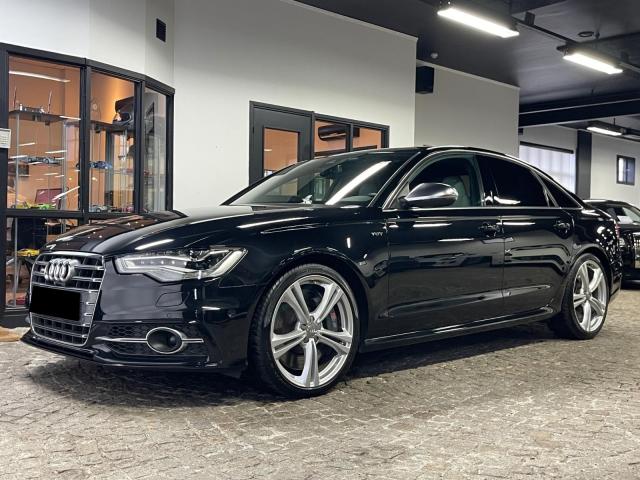 Photo Audi RS6 Avant V8 4.0 TFSI 560 Quattro Tiptronic 8 image 1/5