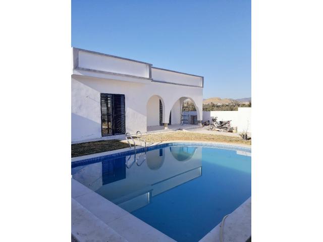 Photo av une villa avec piscine 380md a hammamet sud image 1/6