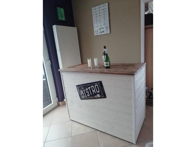 Bar en bois pièce unique