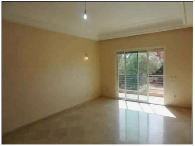 BEL APPARTEMENT À LOUER VIDE  DE L'HIVERNAGE