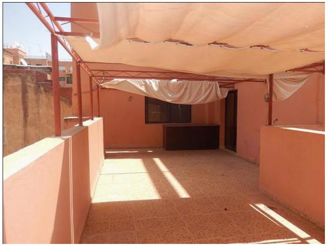 BEL APPARTEMENT DE 120 M² AVEC TERRASSE