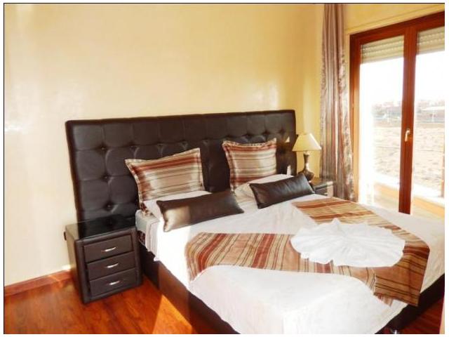 Bel appartement meublé avec jardin et piscine